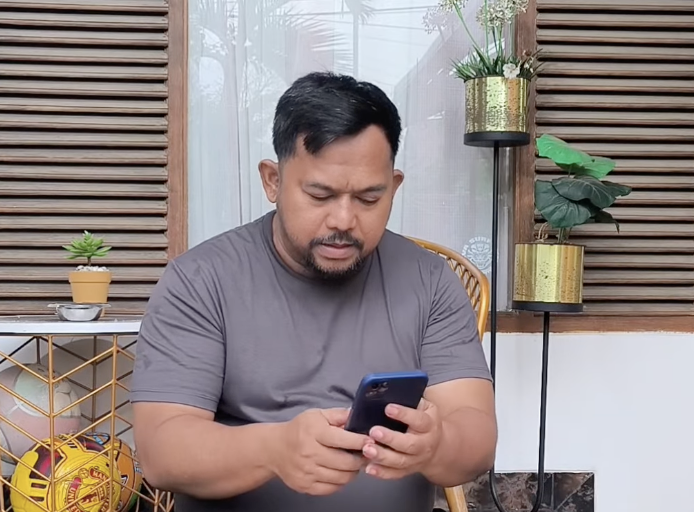 Bedu Blak-blakan Terlilit Utang, Isi Rekeningnya Sampai Bikin Meringis!
