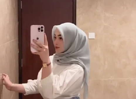 Viral Video Dewasa Bu Guru Salsa, Klarifikasi Dijebak Mantan Pacar Dikasih Mobil