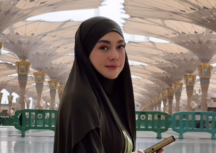 Penampilan Celine Evangelista Berhijab Putih Saat Wawancara Bikin Netizen Merinding, Ini Kata-katanya