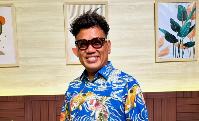 Uya Kuya Bantah Kabur ke Luar Negeri: Saya di Jakarta dan Enggak Ke Mana-mana!