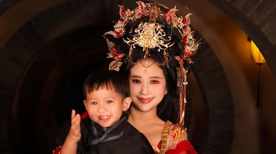 Putranya Baru 2 Tahun, Denise Chariesta Rela Gelontorkan Uang Rp79 Juta Buat Biaya Sekolah