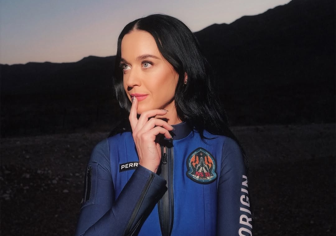 Katy Perry Jelajah Luar Angkasa Durasi 10 Menit Naik Roket Blue Origin