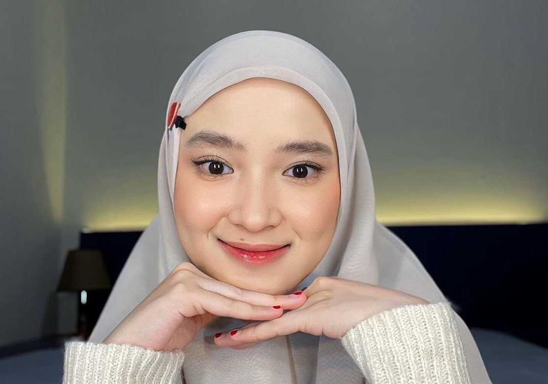Nissa Sabyan Hamil? Baju Longgar Ketika Manggung Jadi Sorotan