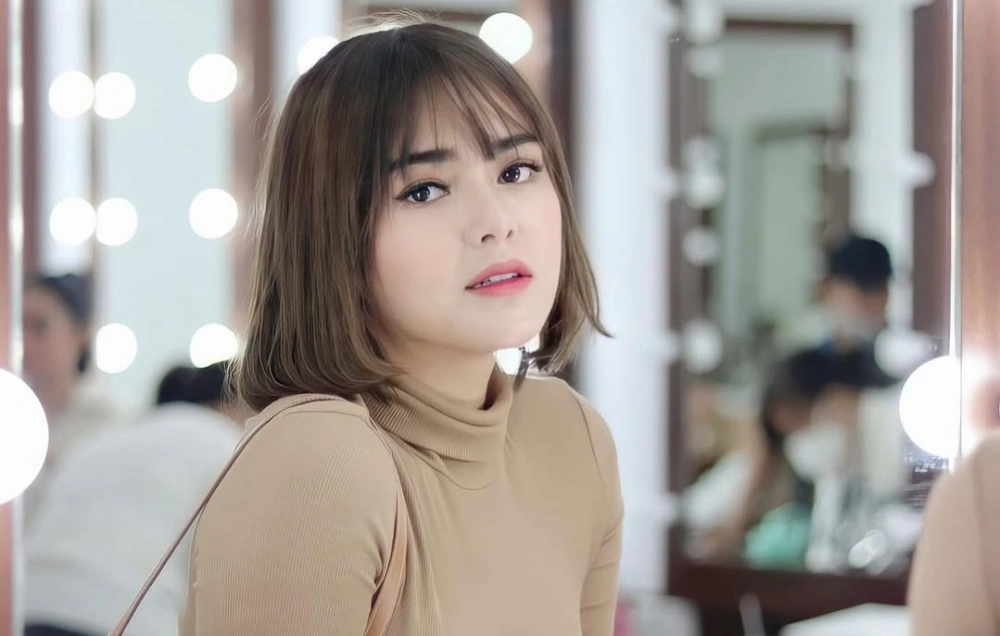 Amanda Manopo Buat Sarapan untuk Suami, Apronnya Bikin Salfok, Baju Dinas?