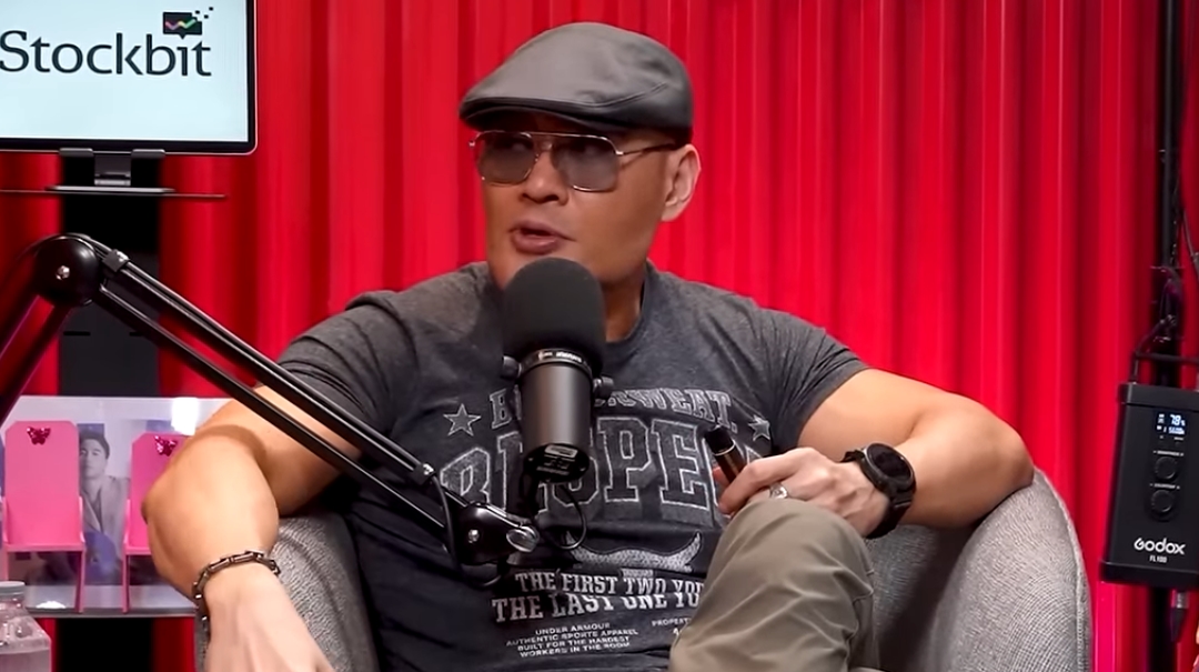 Manisnya Deddy Corbuzier Beri Kado Piano Megah Untuk Istrinya