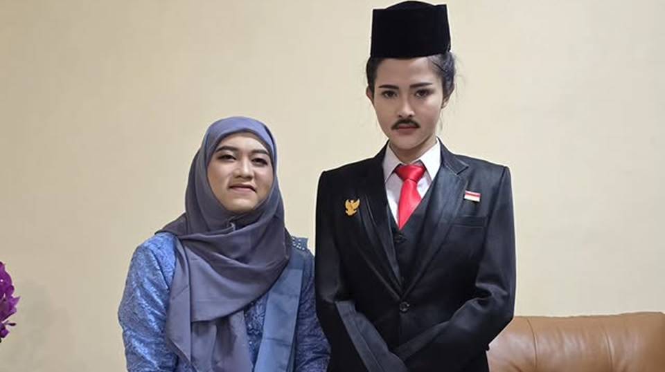 Penampilan Denny Caknan Jadi Ibu Pejabat Bikin Salfok