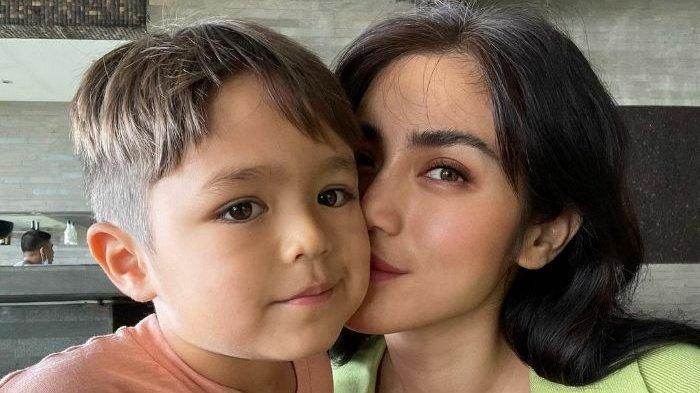 El Barack Anak Jessica Iskandar Bikin Pricelist Buat Syuting, Tarifnya Gak Sampai Jutaan!