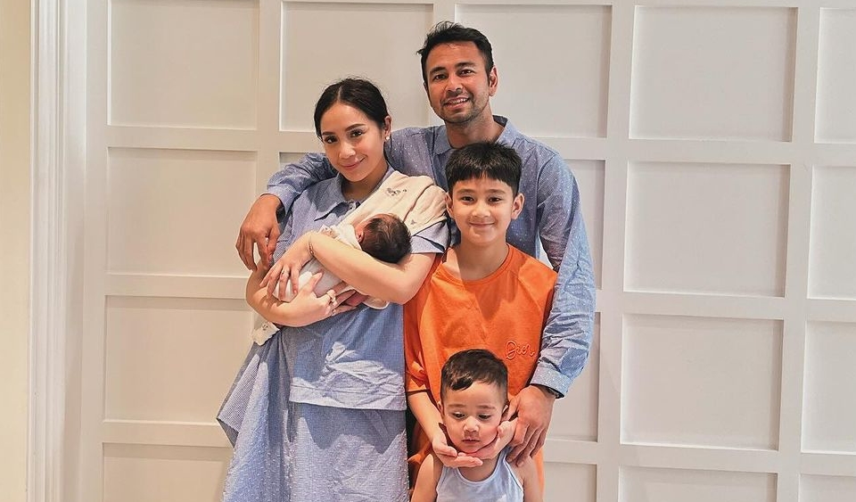 Benarkah Lily Anak Adopsi Raffi Ahmad-Nagita Slavina Asal Palestina?