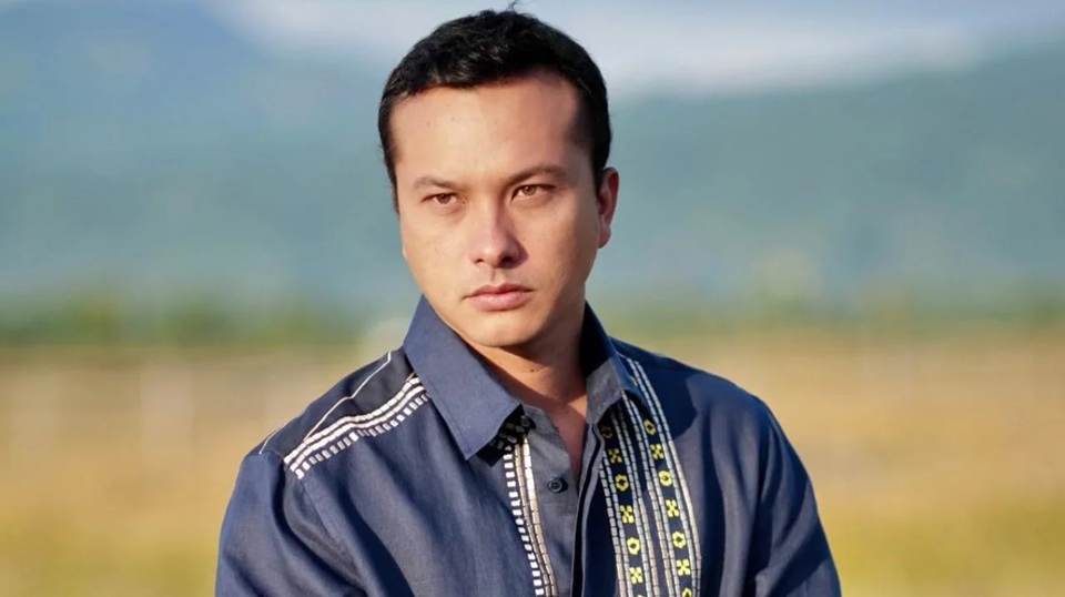 Bikin Ketupat, Cincin di Jari Manis Nicholas Saputra Auto Bikin Salfok