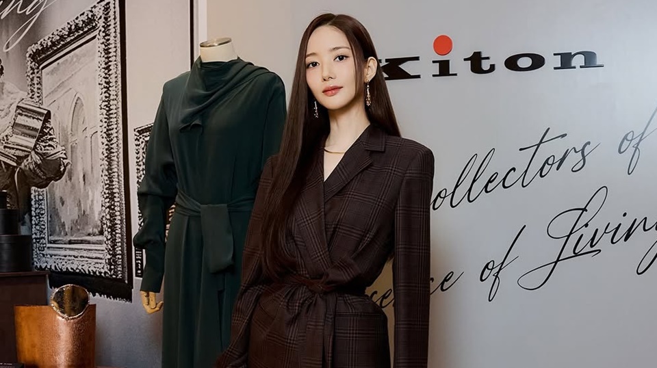 Park Min Young Kurusnya Kebangetan Picu Kekhawatiran, Lingkar Pinggal Super Kecil