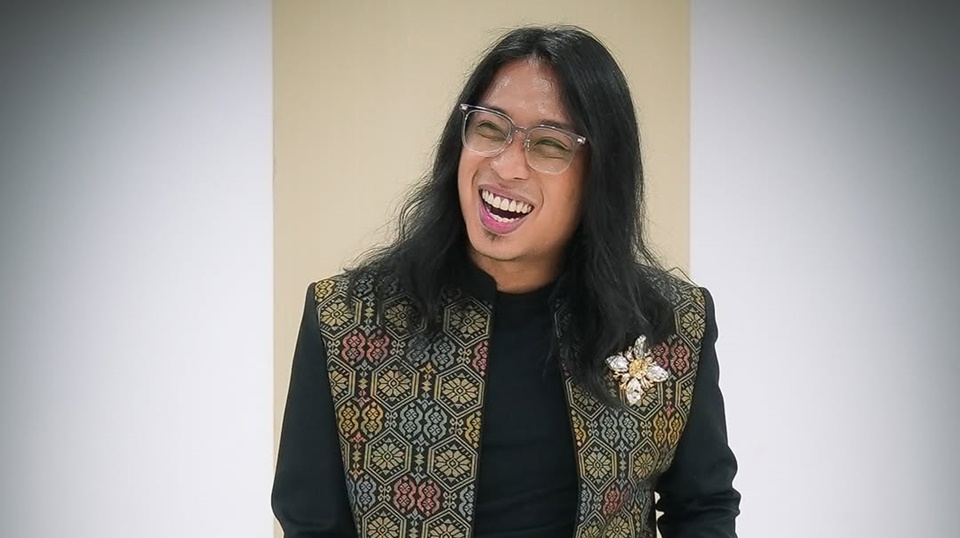 Praz Teguh Minta Maaf Ke Sang Ayah Yang Pensiun Jadi Rektor