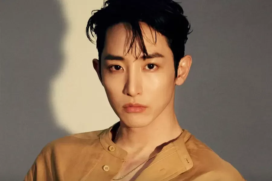 Lee Soo Hyuk Dipaksa Kerja 12 Jam hingga Alami Kelelahan dan Dehidrasi Saat Fan Meeting Tiongkok