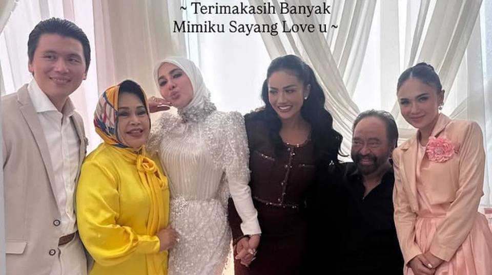 Syahrini Dapat Cangkir Mewah Dari Yuni Shara, Harganya Bikin Nangis Kalau Pecah