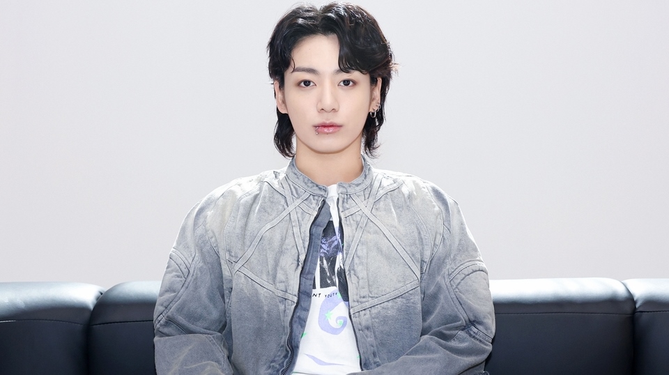 Dandanan Jungkook BTS di Bandara OTW Amerika Bikin Geleng-Geleng, Kenapa?