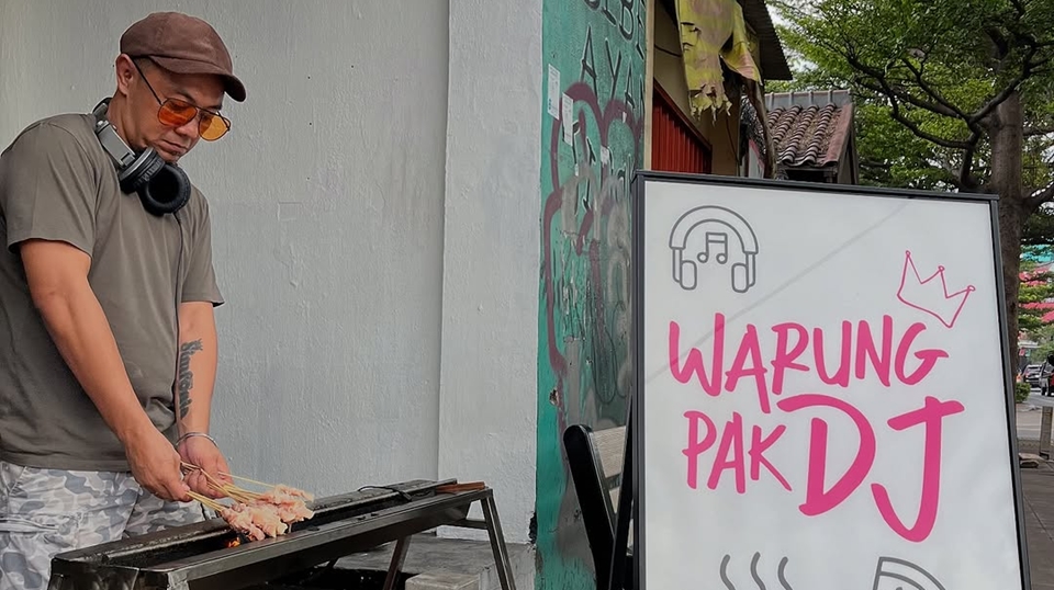 Yuk Mampir ke Warung Pak DJ saat Berbuka, Ada Menu Sate Taichan hingga Pizza
